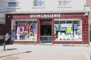 Photo de la devanture de la Quincaillerie